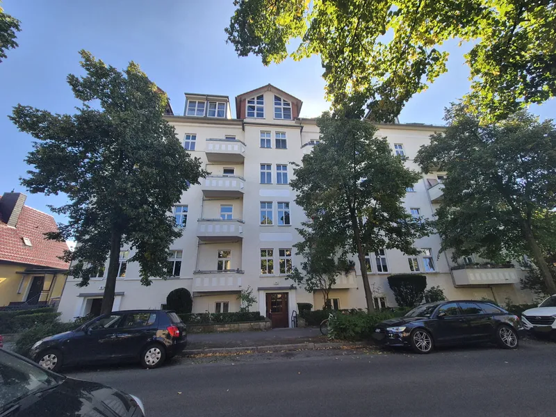 Gepflegte 2-Zimmer-Wohnung mit Balkon in Niederschönhausen — photo 1